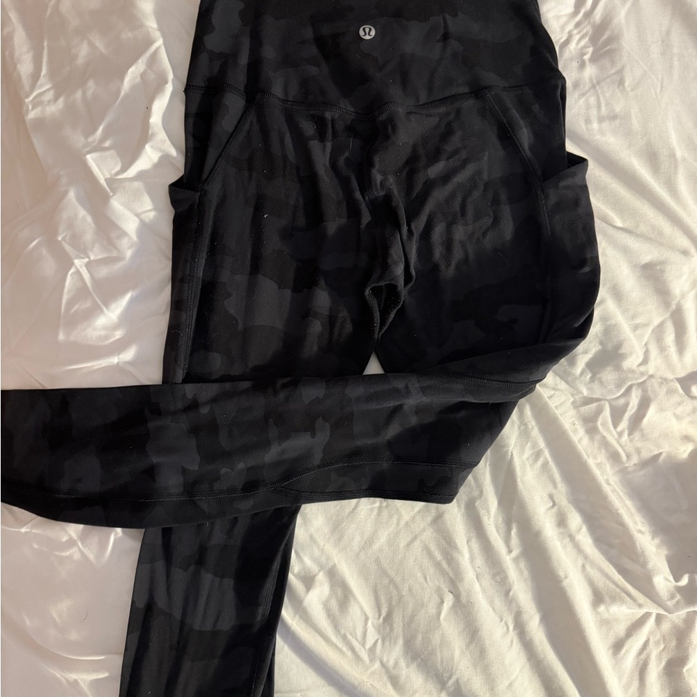 Lululemon Black Camo Align Leggings w/ Pockets